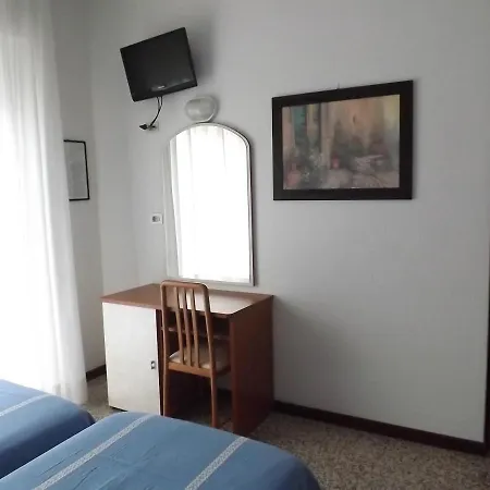 Tura Hotel 3*