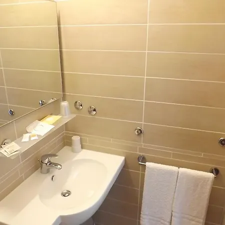 Tura 벨레지아아지마리나