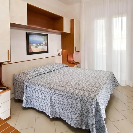 Hotel Tura 3*