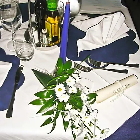 Hotel Tura 3*