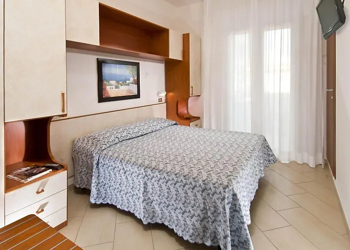 Hotel Tura 3*
